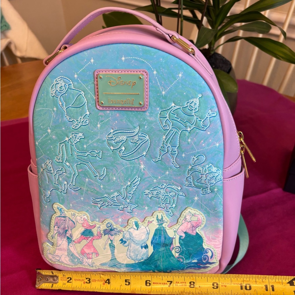 Disney Villians 2022 Limited Edition Backpack NWOT - Picture 5 of 5
